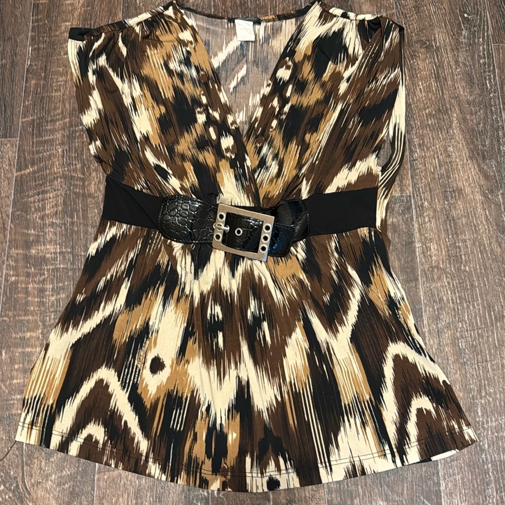 Women’s dress shirt